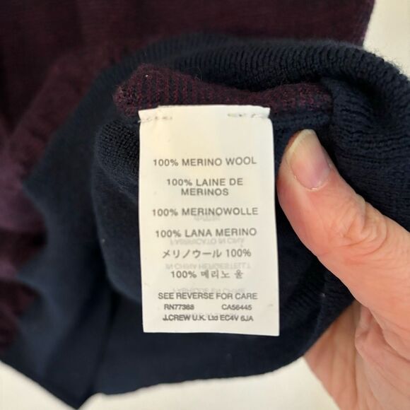 J. Crew Men’s 100% Merino wool baseball knit sweater size large - read below! - Picture 9 of 9